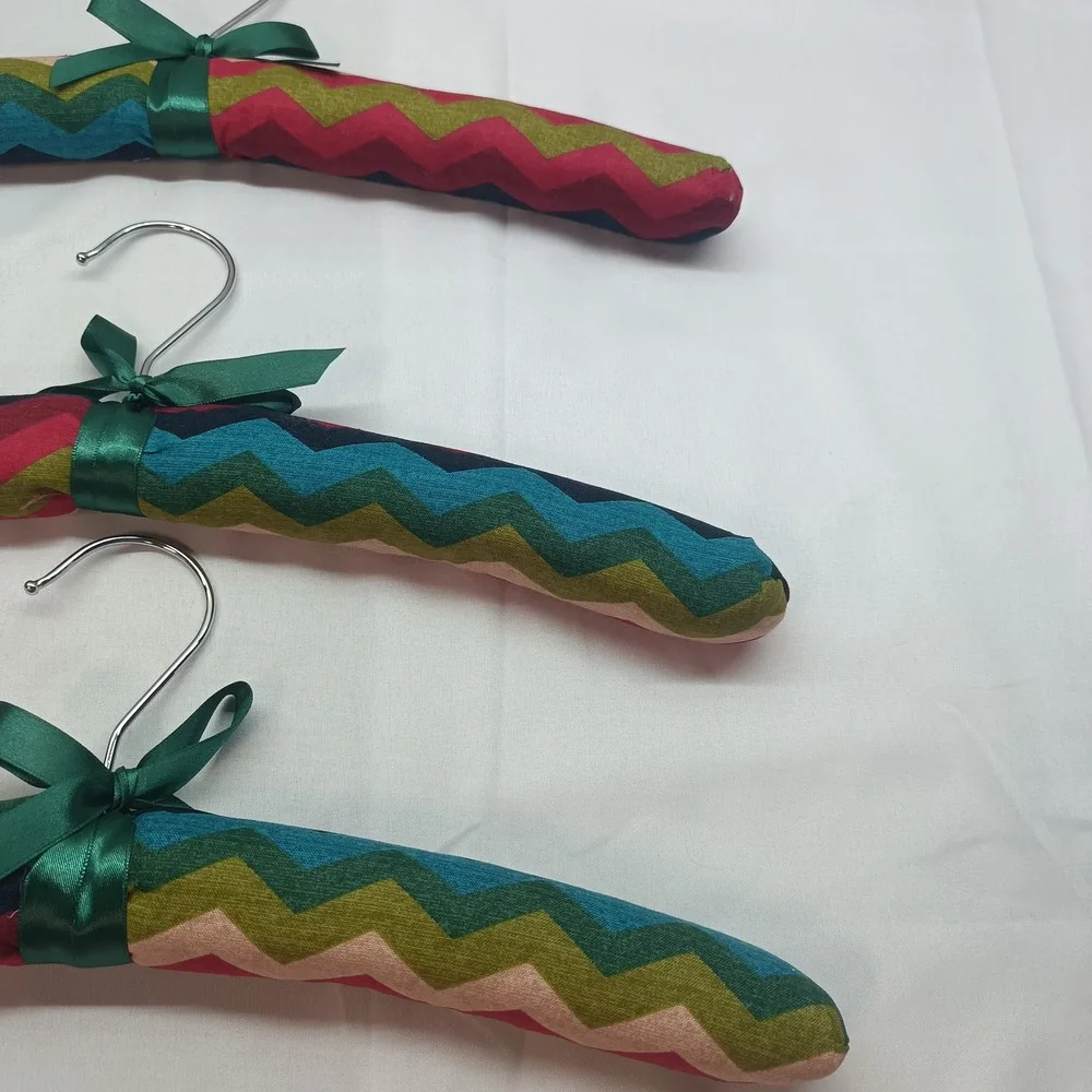 Set of 3 Padded Fabric Clothing Hangers Multi-Color Chevron Zigzag Pattern Bow